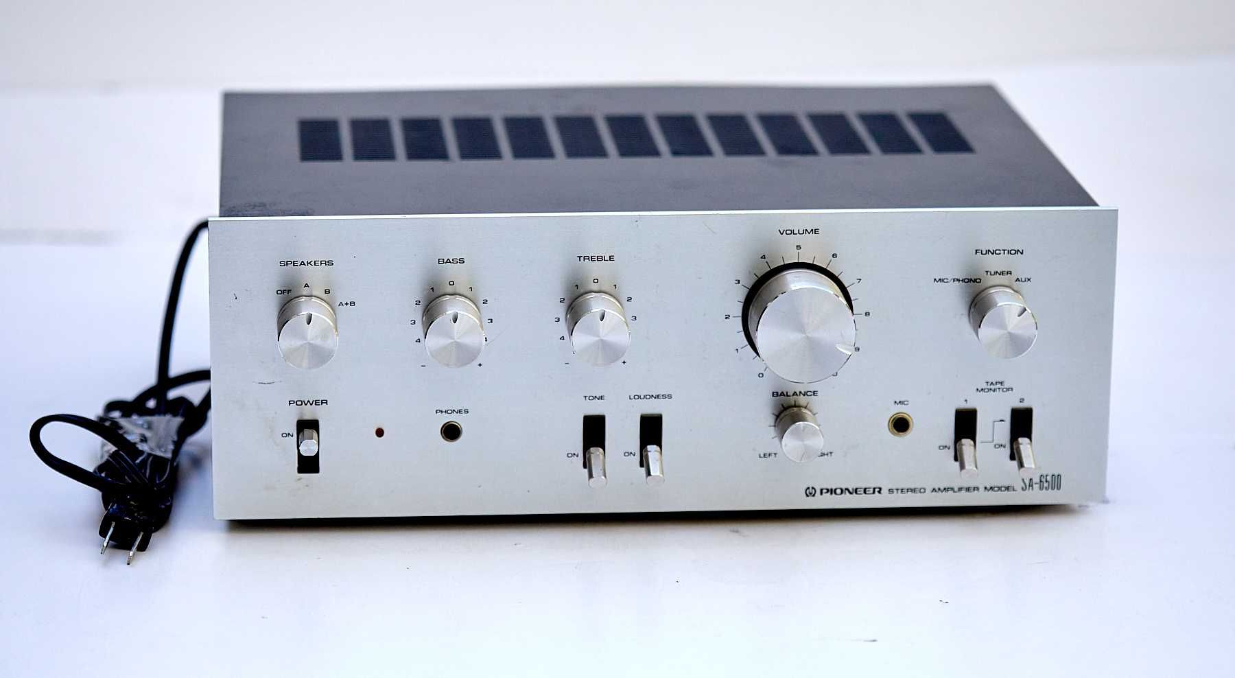 Легендарен HI-FI Аудио усилвател PIONEER SA-6500 произв 1976г в Япония