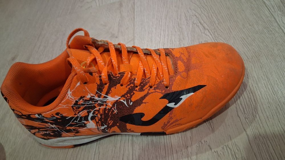 Запазени стоножки Joma - 36 н.