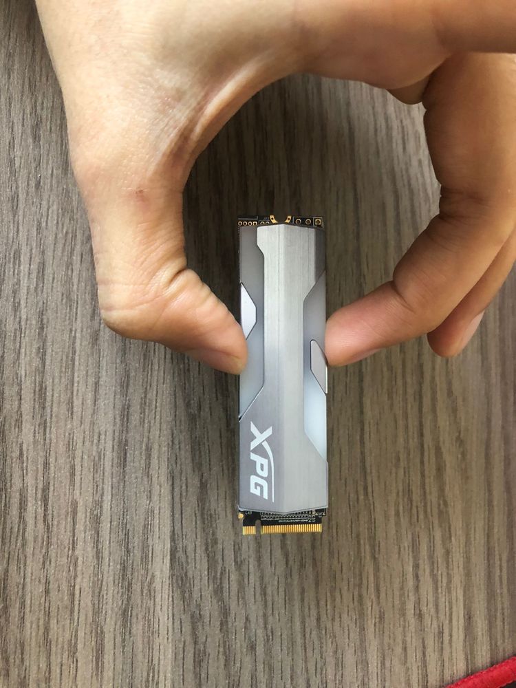 Внешний накопитель SSD XPG 1Tb