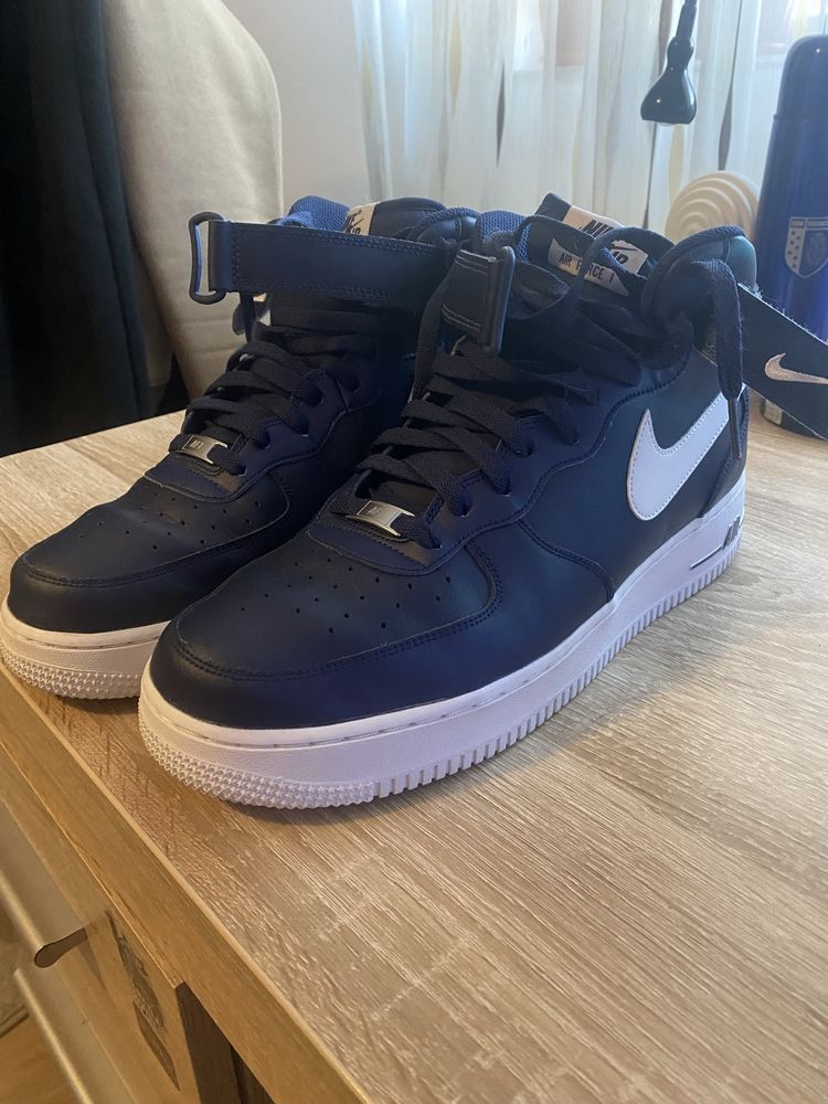 Nike Air Force 1 MID 07’ Midnight Navy/White