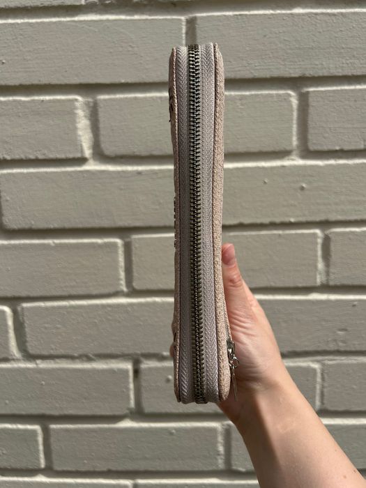 Оригинално портмоне Guess