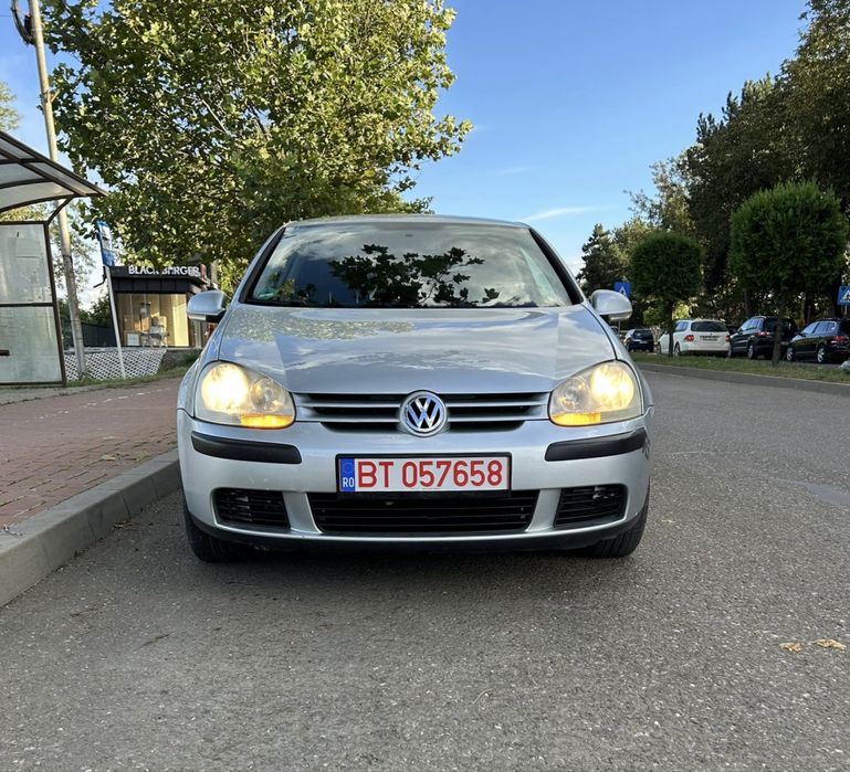 Vând Volkswagen Golf 5, 2 portiere, an 2008, 1.4 MPI, 75cp