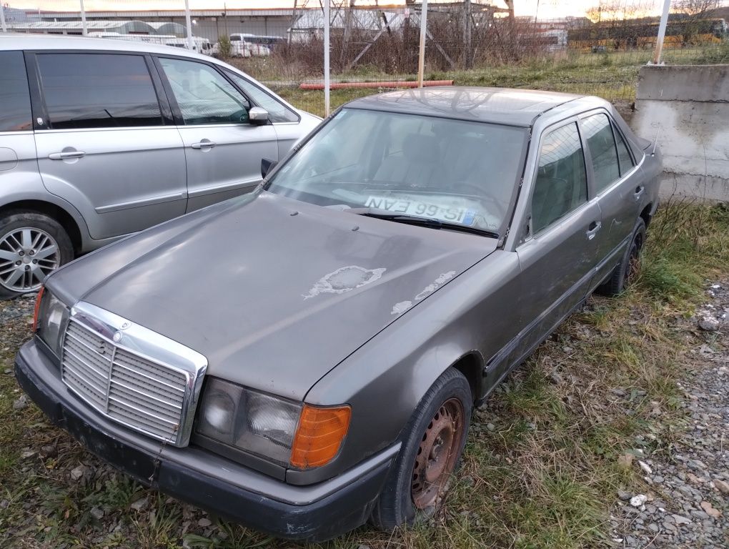 Mercedes w124 e class