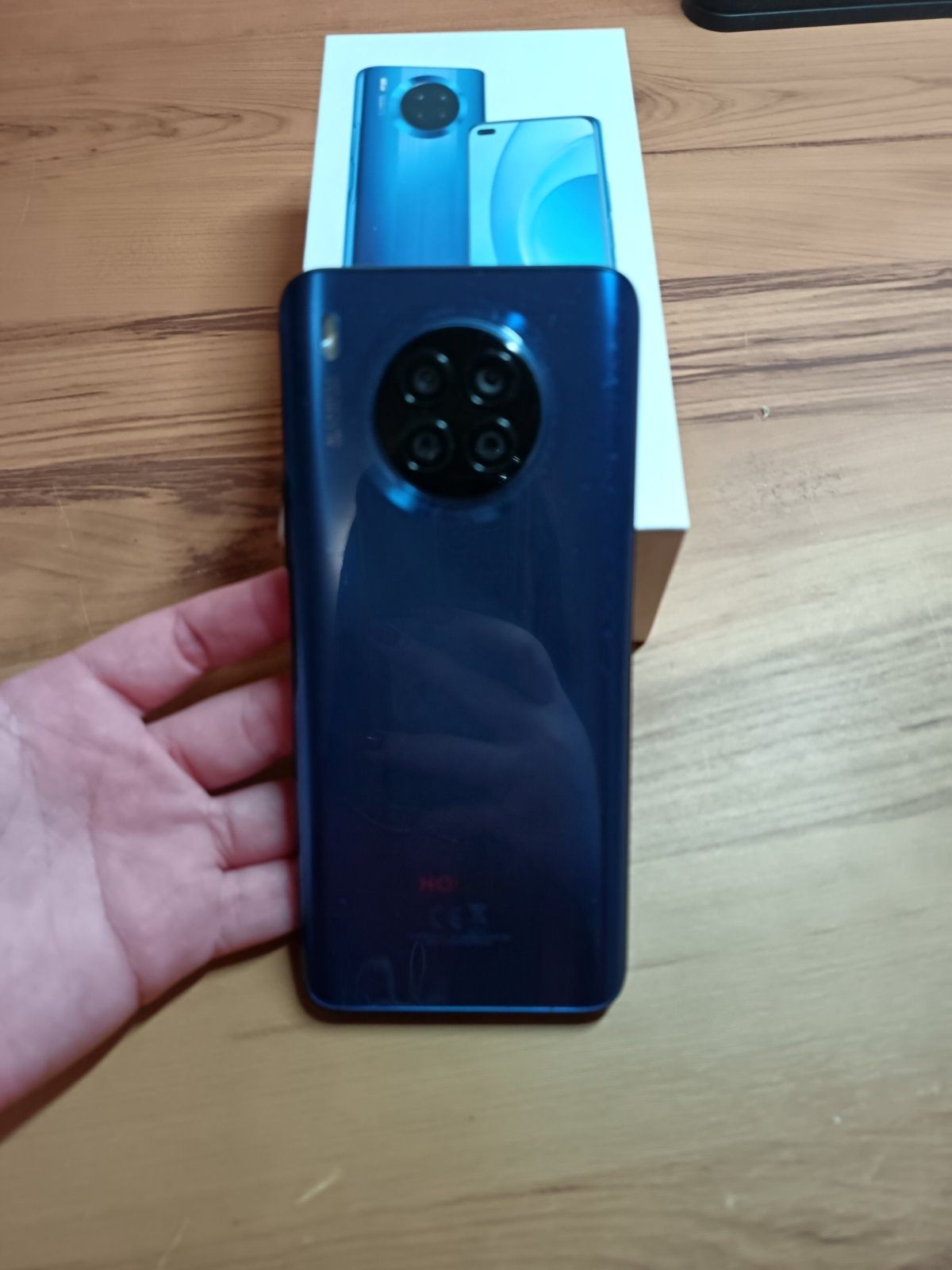 Телефон HONOR 50 LITE