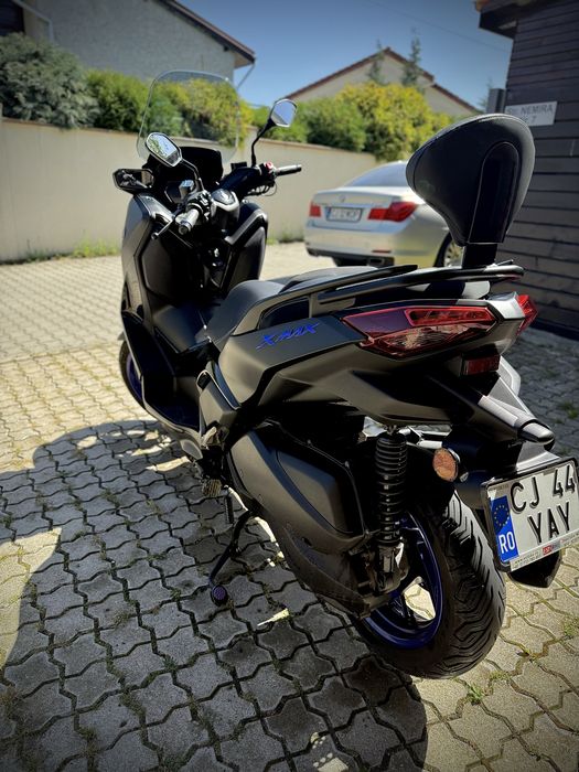Yamaha X-Max 300 an 2024 cu garantie