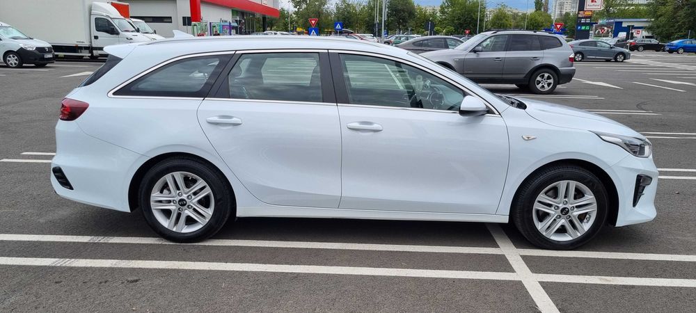 Urgent Kia Ceed 1.6 crdi 136hp
