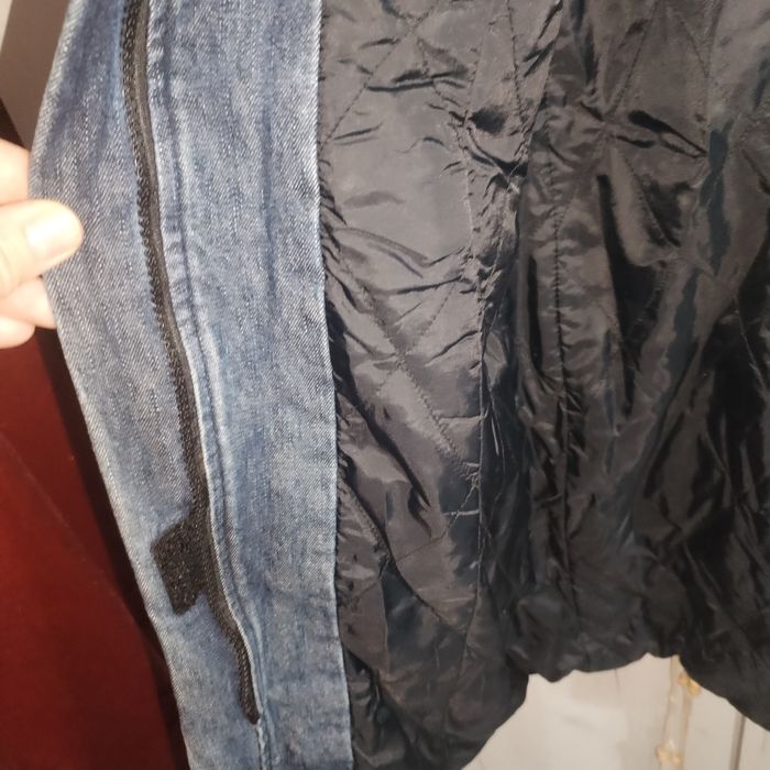Vând geaca lunga blugi L