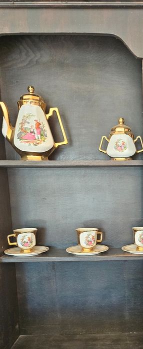 Порцеланов позлатен сервиз за чай Bavaria.