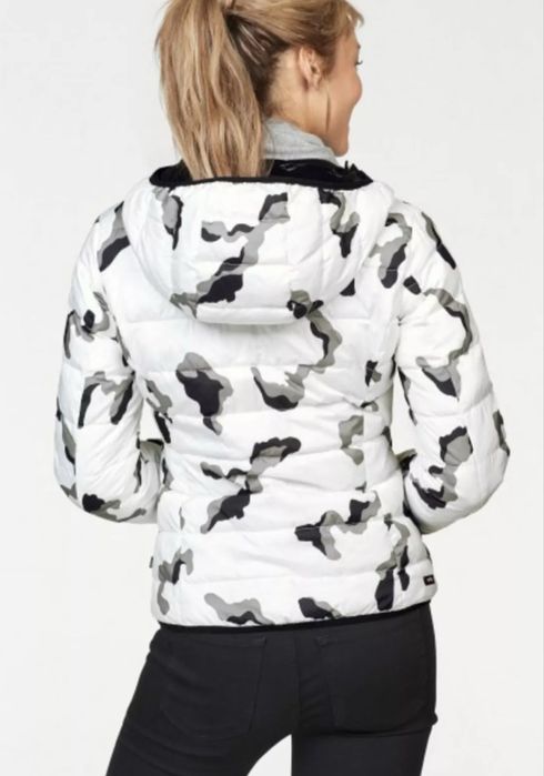 Дамско яке Napapijri Aerons (двулицево) - размер М