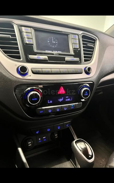 штатная магнитола Хиундай акцент/Солярис 2018 года