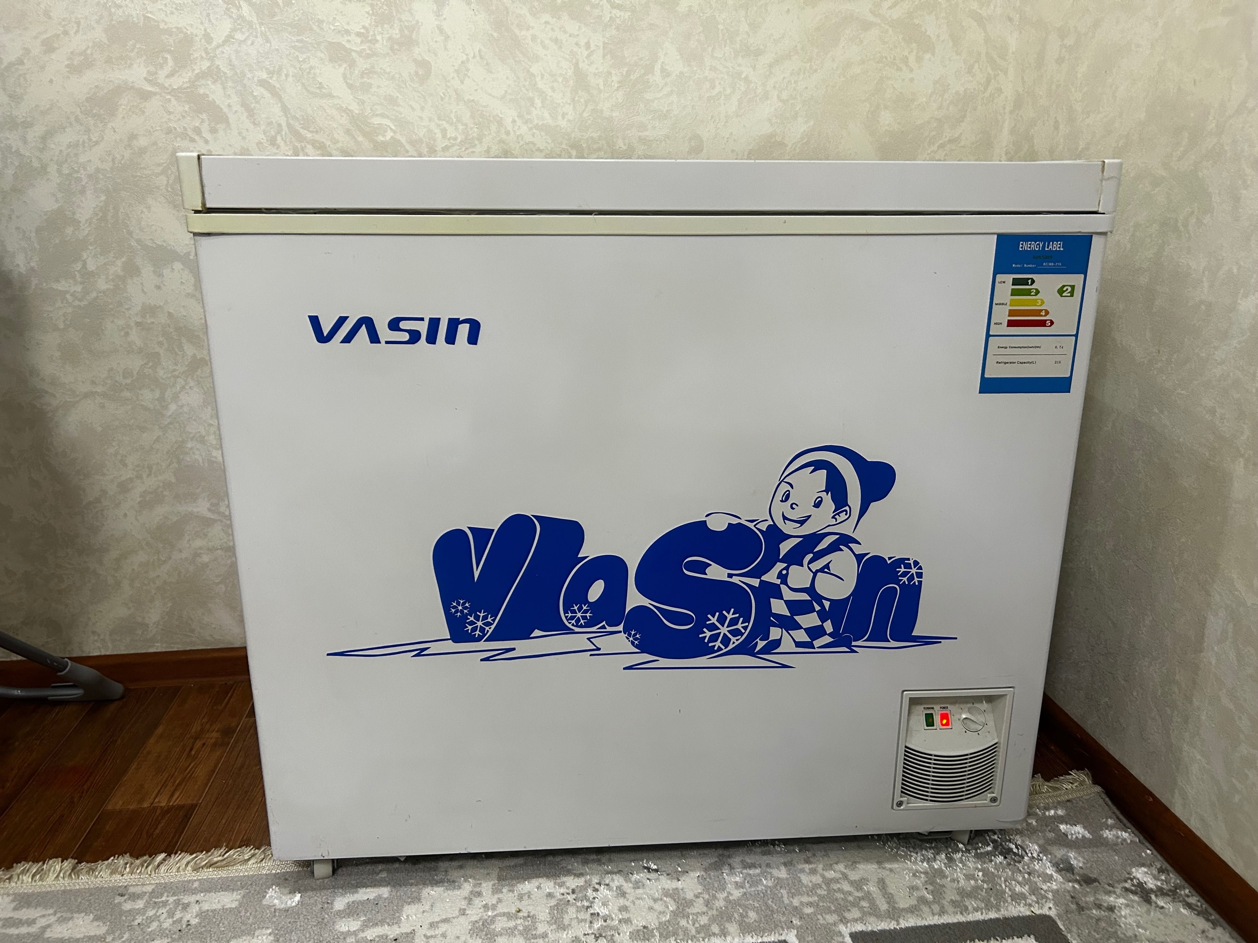 Продается морозилка "Vasin" в отличном состоянии