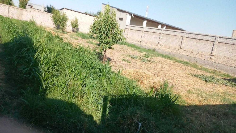 Курилиш учун таййор йер фасад 20х40 Уч кахрамон Обод махалла