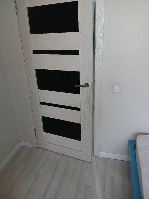 Срочно забрать надо двер и ламинать