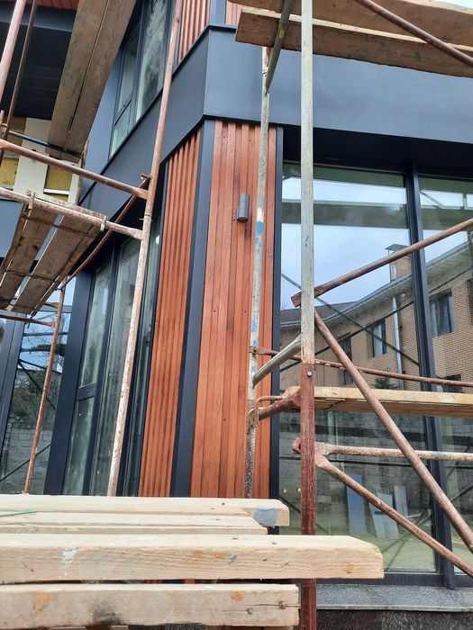 Парапет,  откосы,  водосток, снегозадержатель,  металла сайдинг, конек