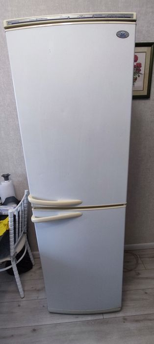 Продам холодильник Атлант