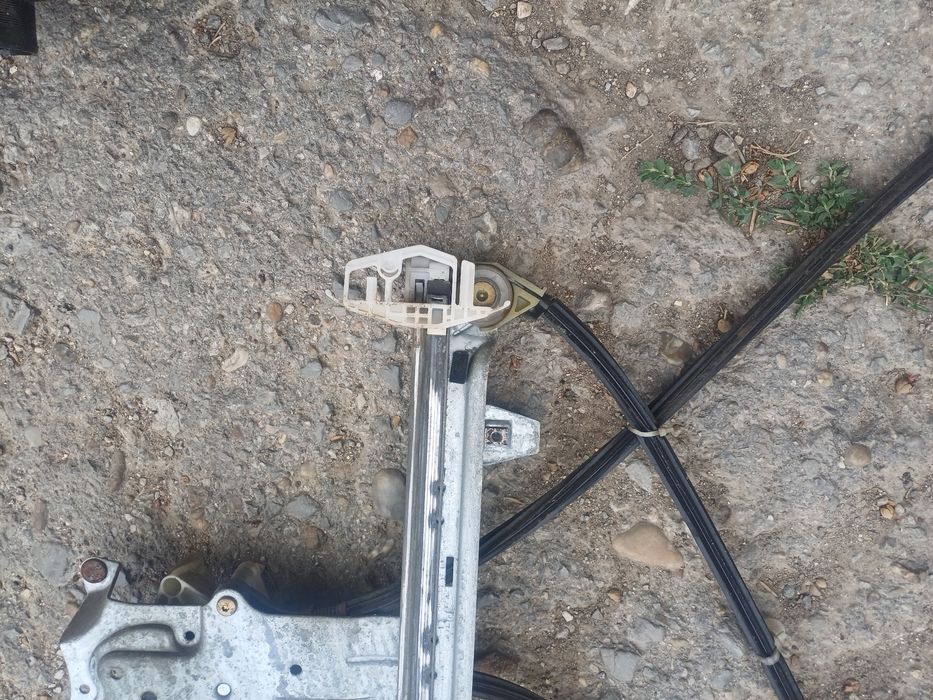 Преден ляв механизъм за стъкло зс ситроен хсара пикасо