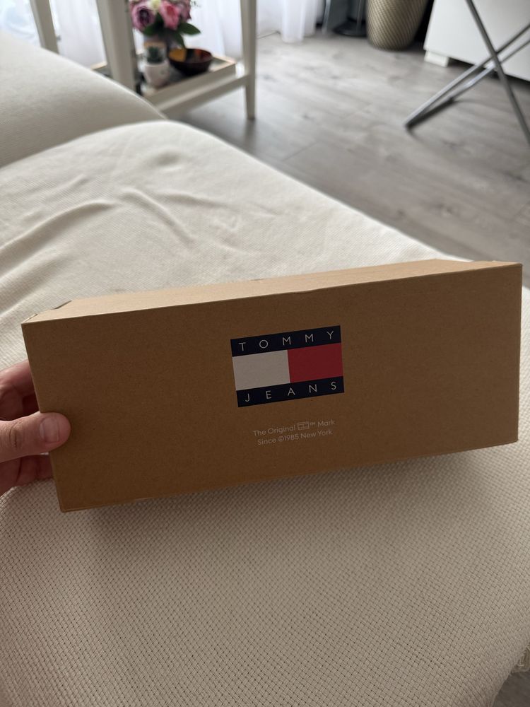 Vand slapi Tommy Jeans originali