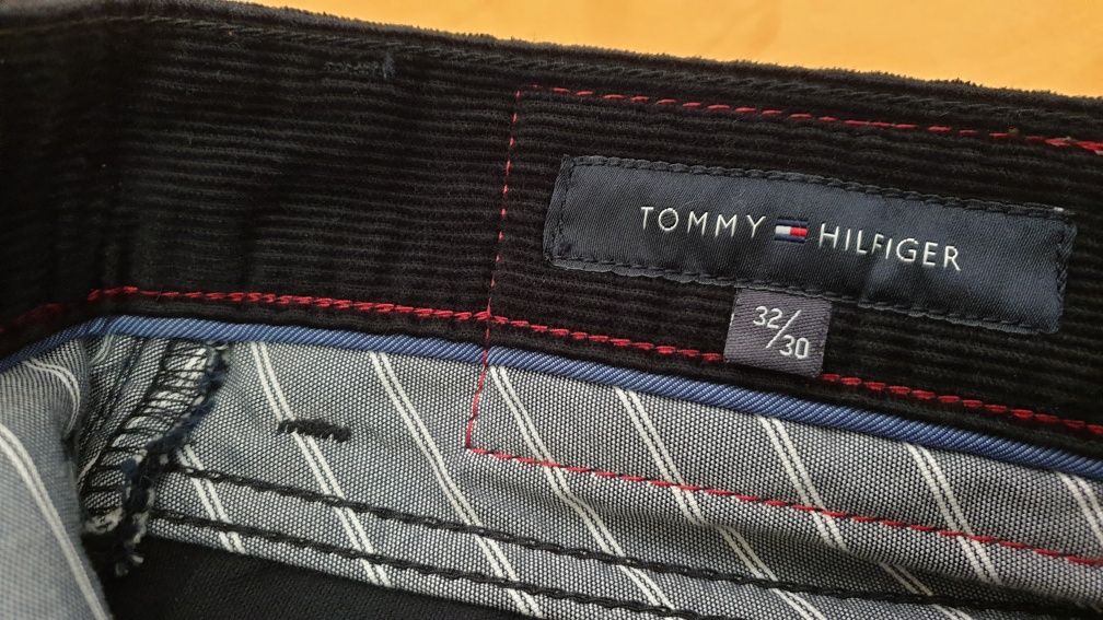 Pantaloni raiați Tommy Hilfiger