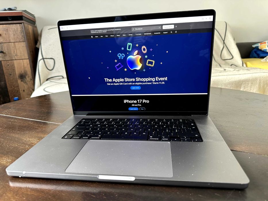 Apple Macbook Pro A2780 M2 ПРО 32GB / 512GB  16 инча 2023 г