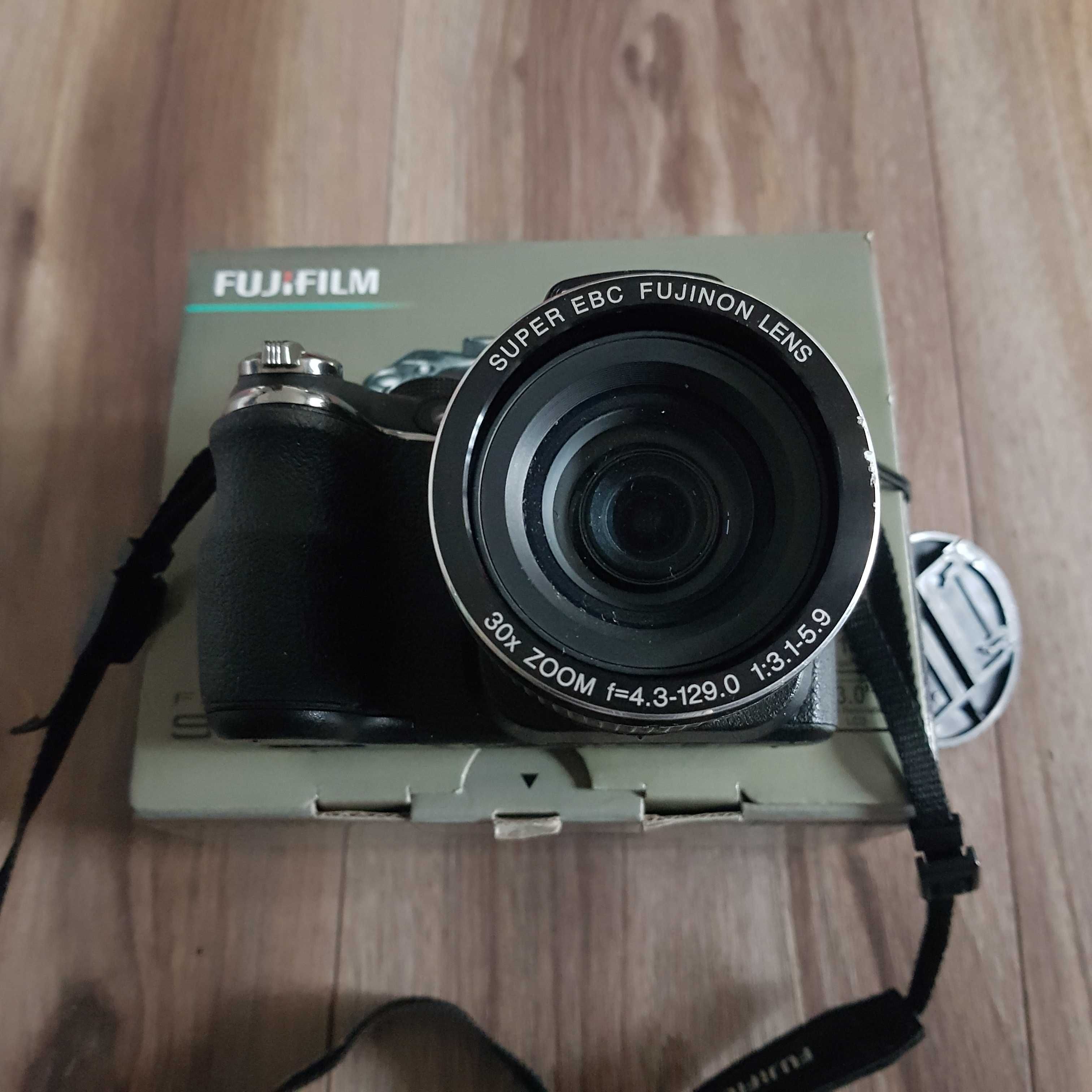 Fujifilm Finepix S4000