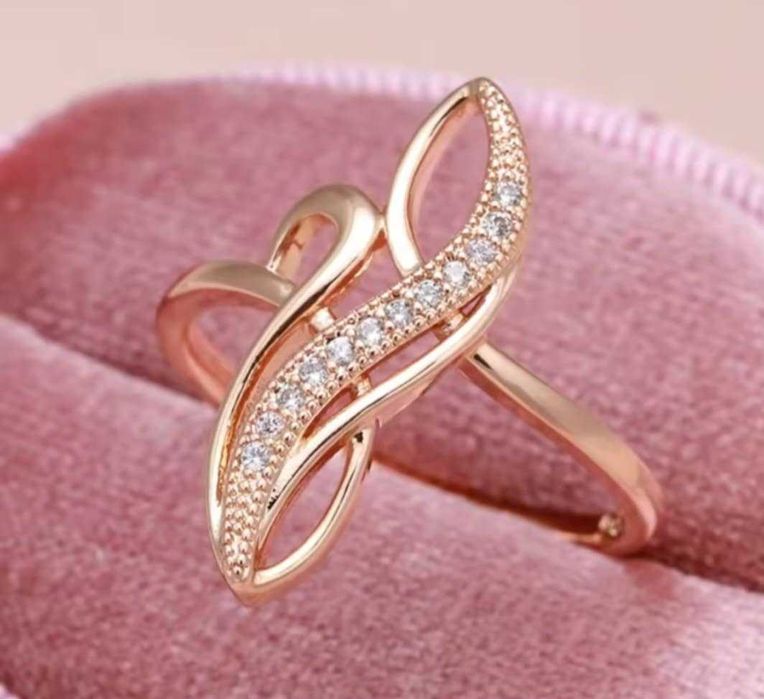 GR104,inel placat aur 14k, model deosebit, zirconii albe, superb