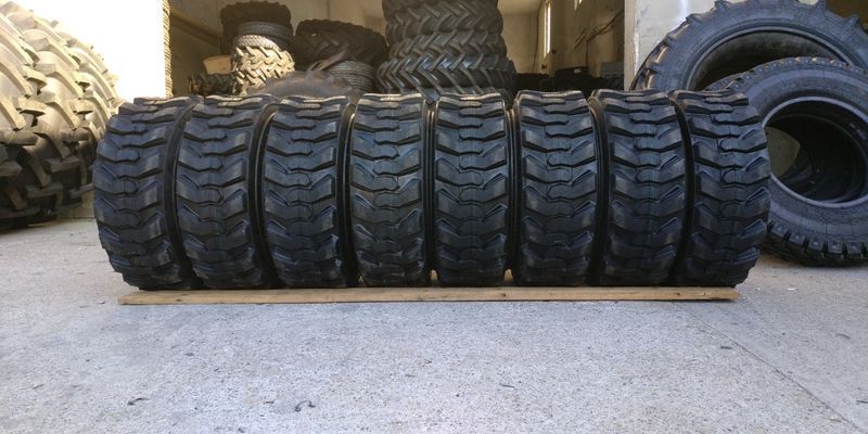 10-16.5 cauciucuri noi industriale pe bobcat 10 pliuri AGMK
