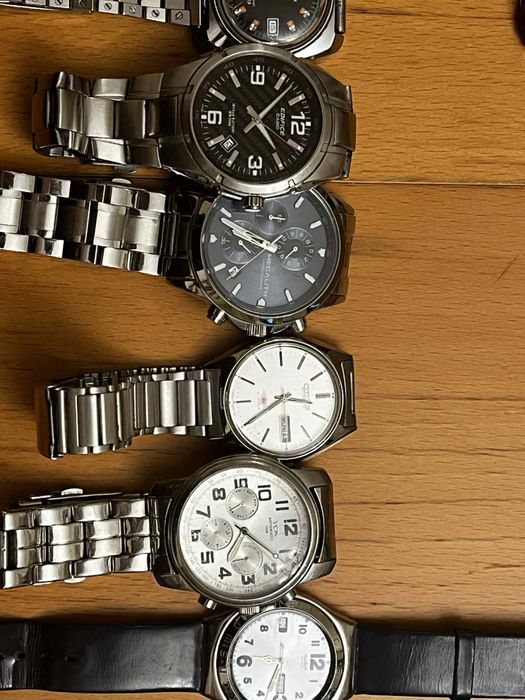 De vanazare ceasurii de mana si de buzunar