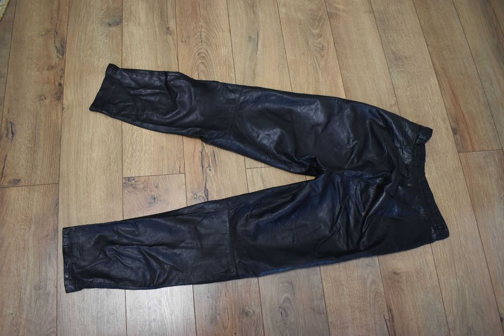 Pantaloni din piele naturala pentru femei