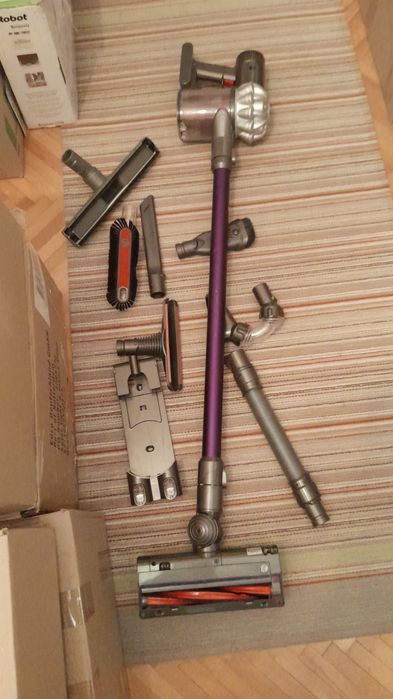 Dyson model V 6 acesorii