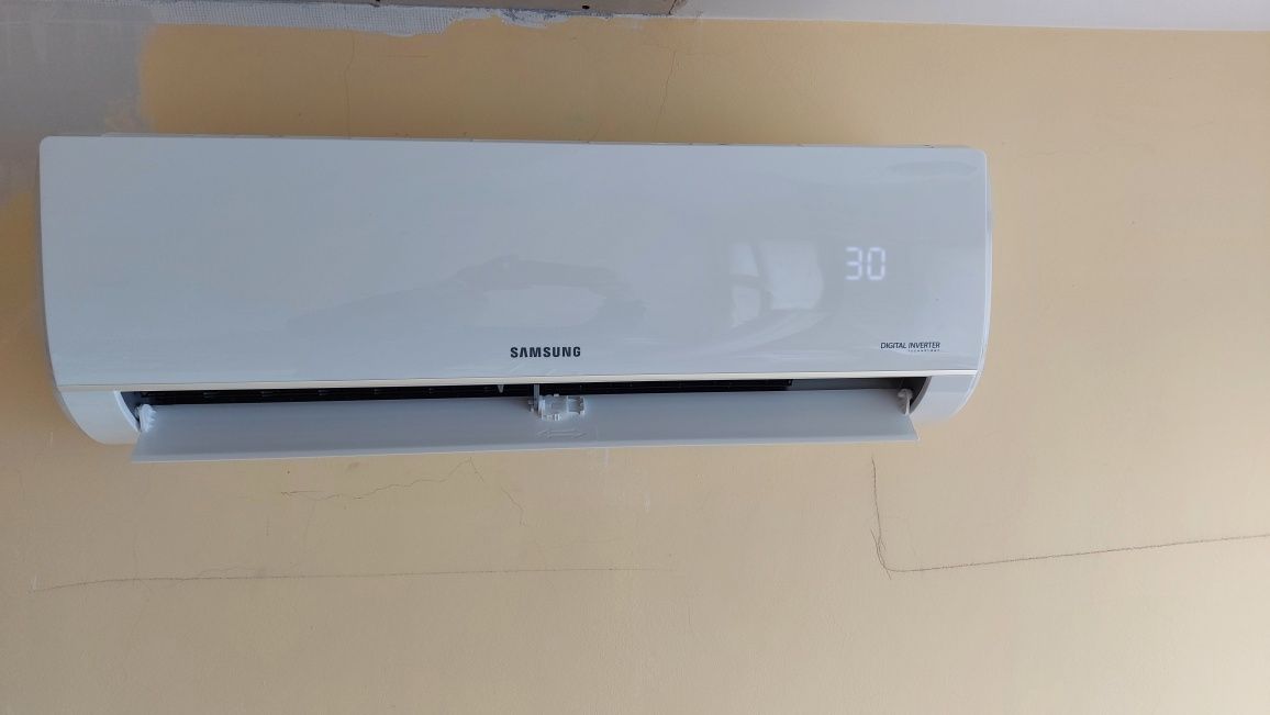 Инверторен климатик samsung 12000-А++/А+