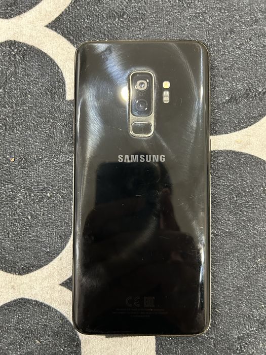 срочно продам Samsung s9+ 64гб