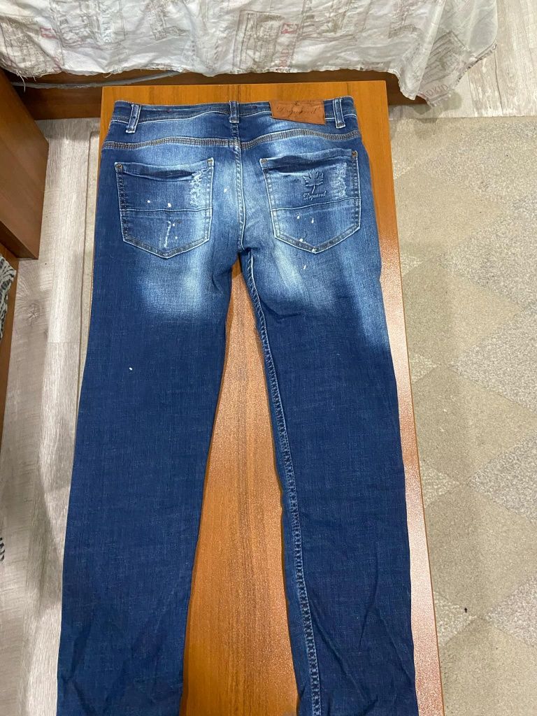 Оригинални дънки Dsquared2
