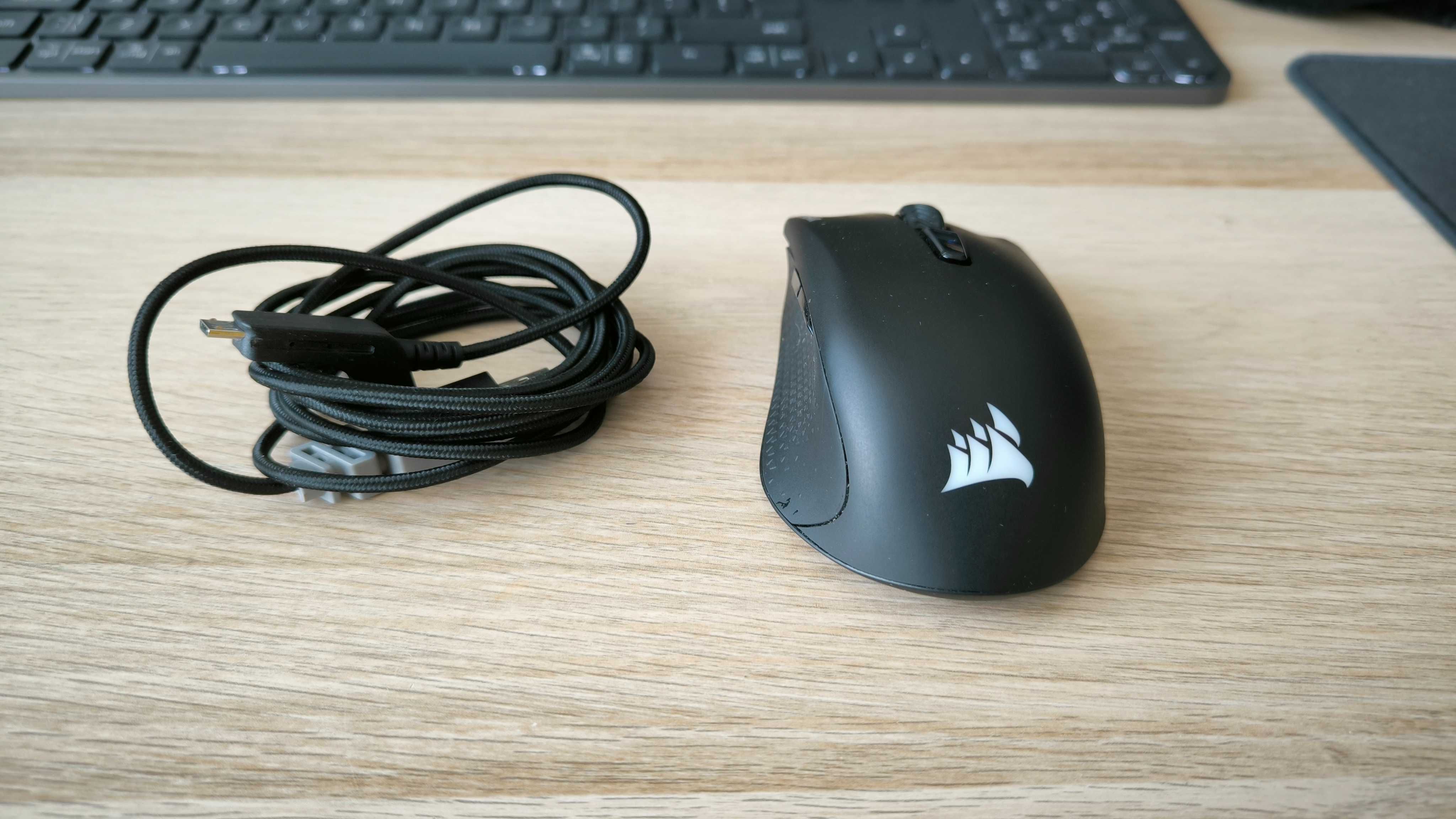 Гейминг мишка Corsair Harpoon RGB Wireless
