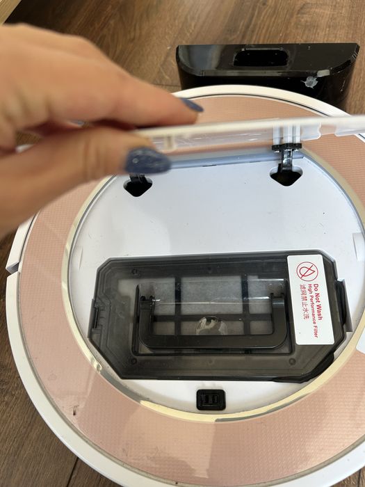 Прахосмукачка робот iLife