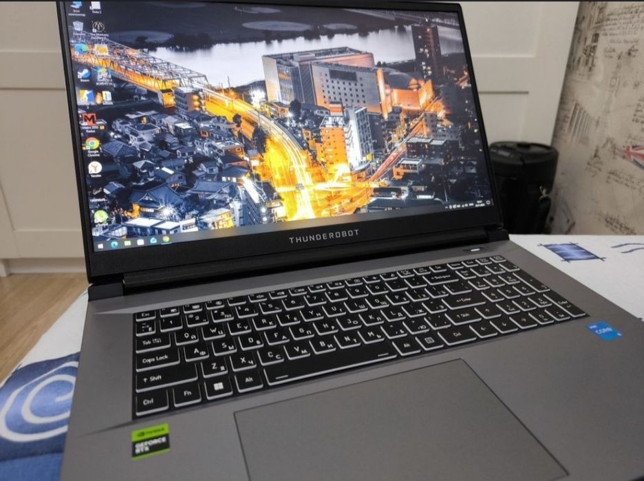 Thunderbolt rtx 4050