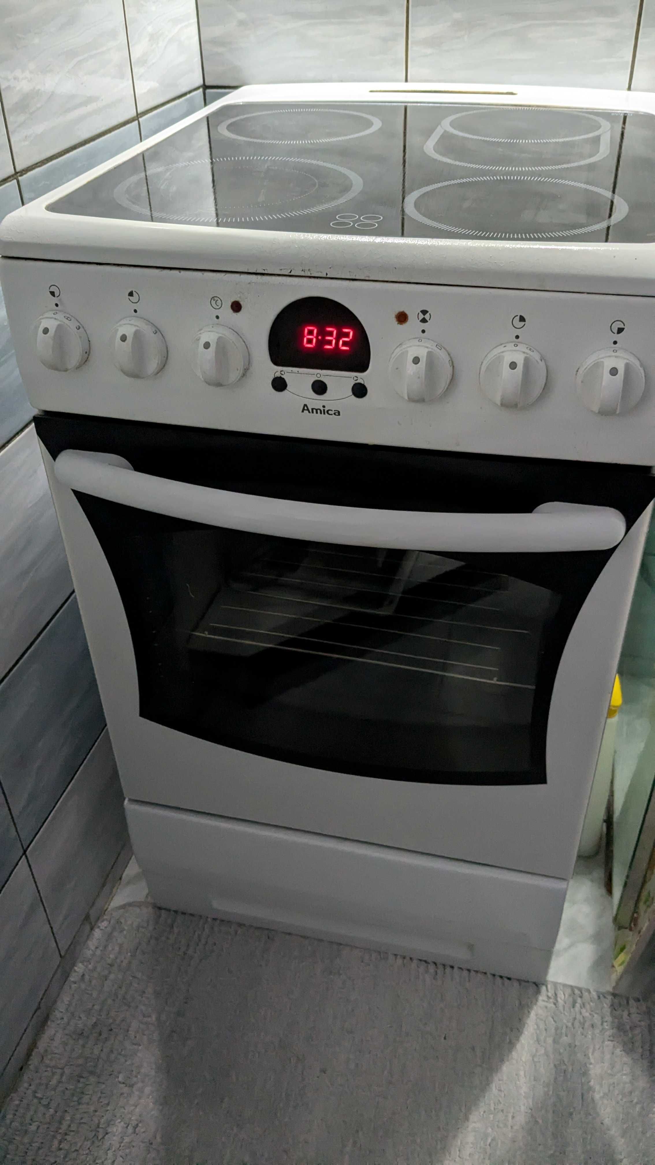 Продавам готварска печка АМИКА