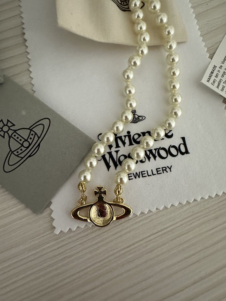 Colier Vivienne Westwood
