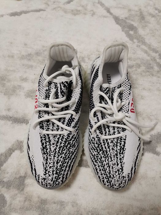 Yeezy Boost 350 V2 Femei/Bărbați  500 Lei Perechea, 38/41,5