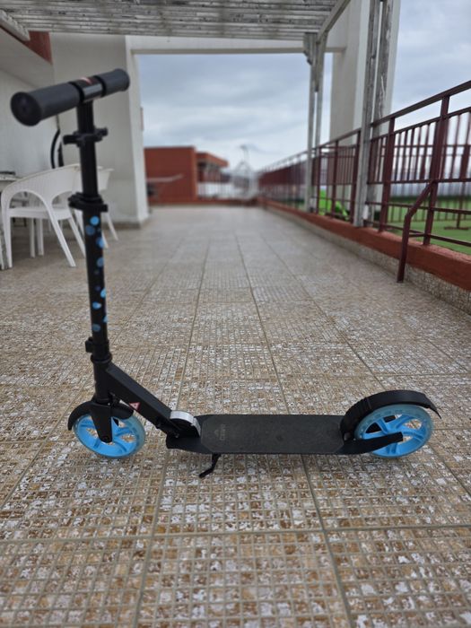 Тротинетка , скутер