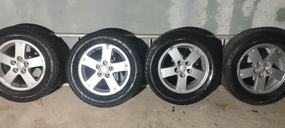 Продам колеса 16 радиус