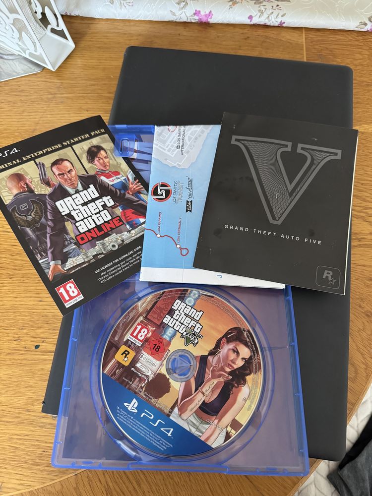 GTA 5 Premium Edition PS4