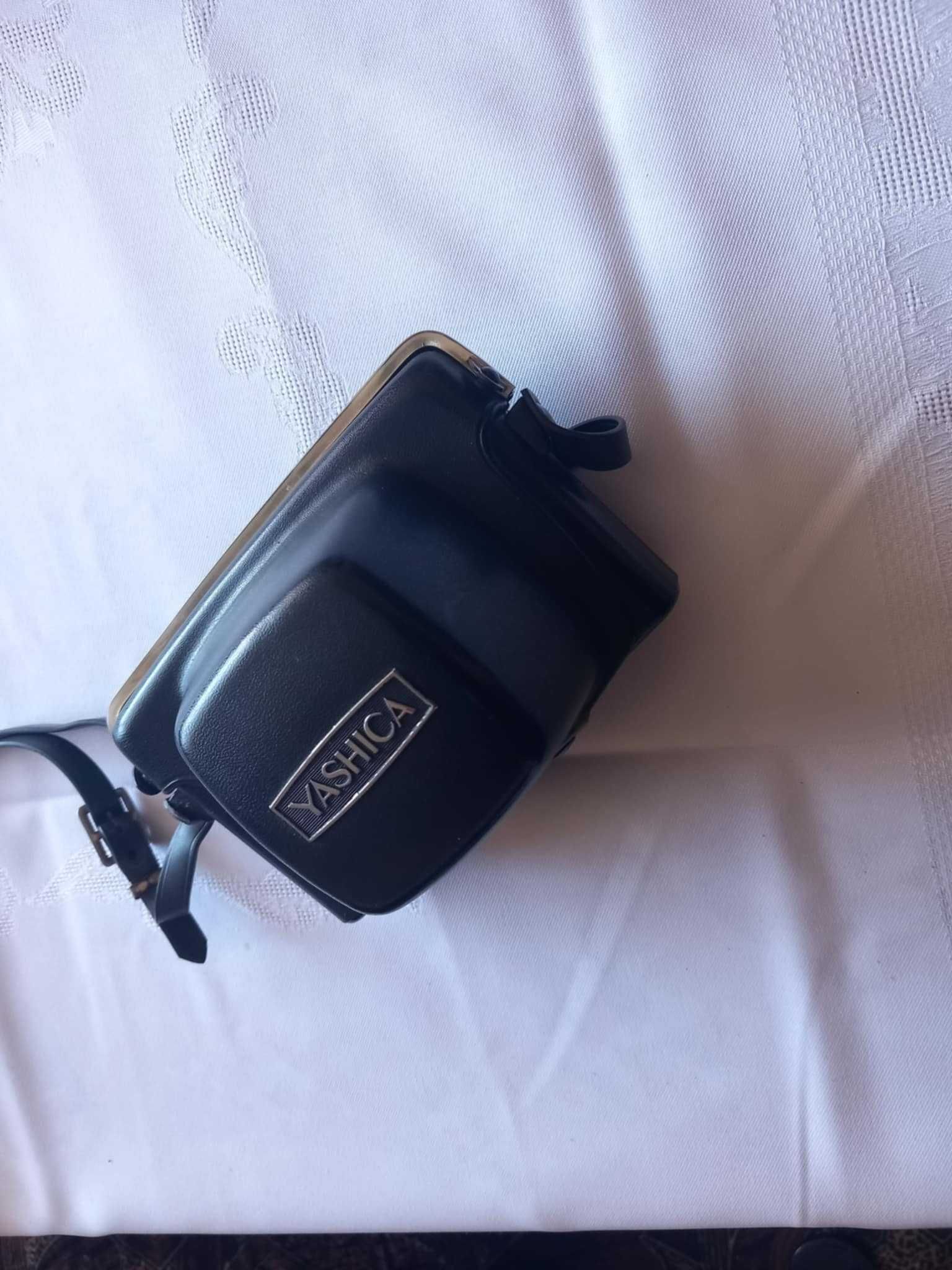 Фотоапарат  Yashica Minister III