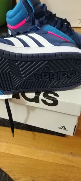 Vând Adidas, mărimea 40