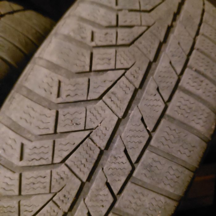 Резина зимняя R18