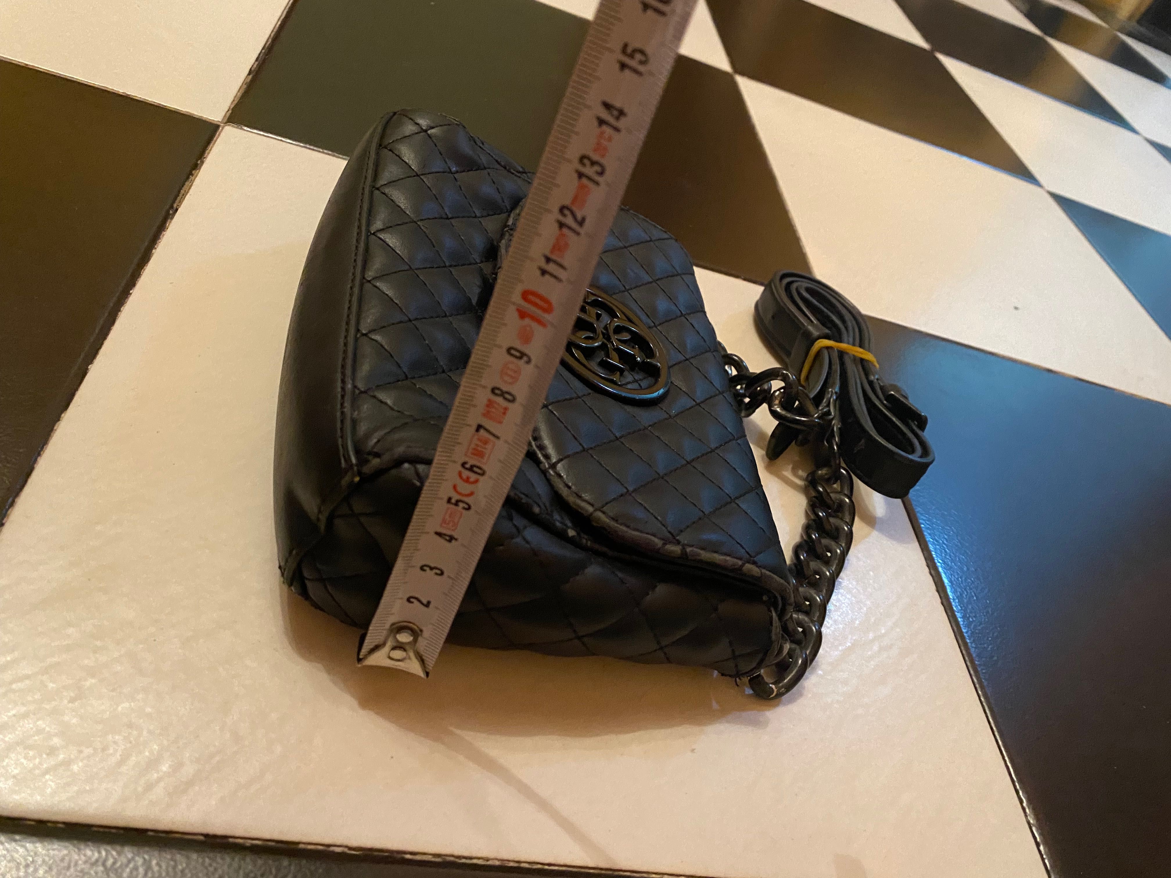 Оригинална дамска чанта Guess