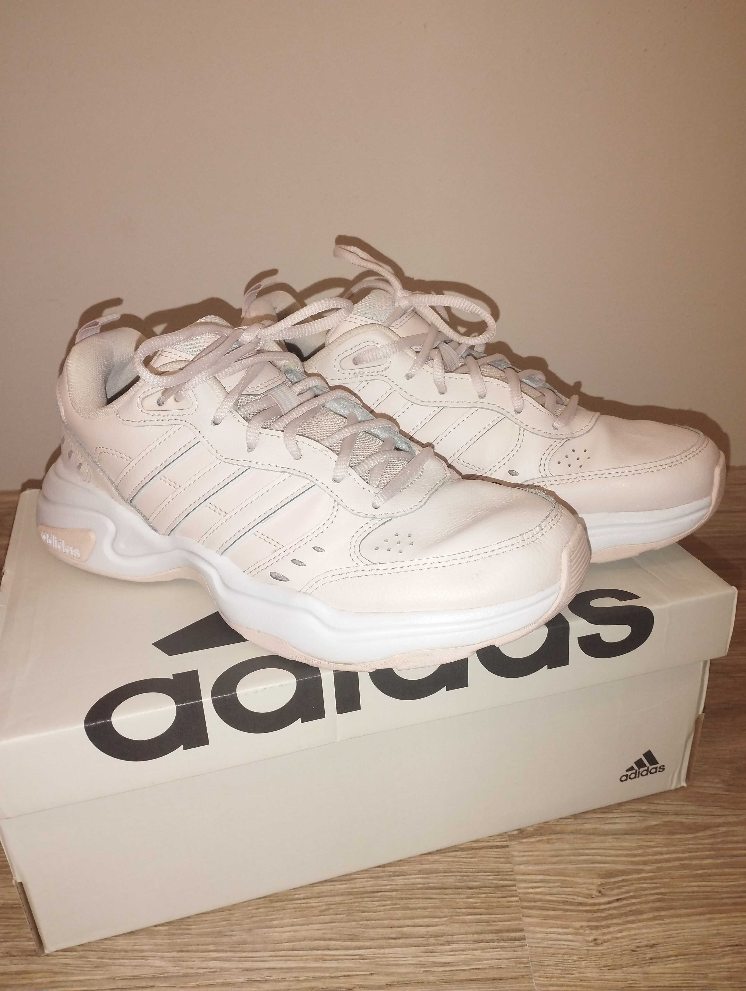 Дамски обувки ADIDAS