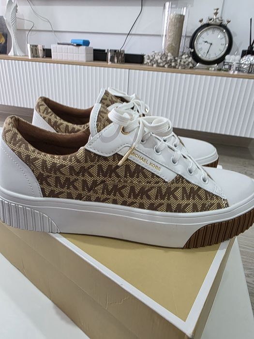 Adidasii Originali Michael Kors