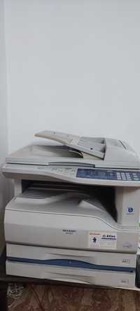 Imprimanta copiator sharp