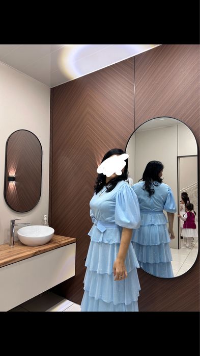 Продаам платья вечерний