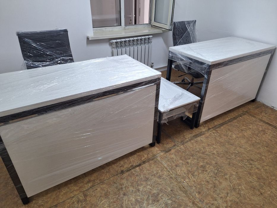 Продам Стол! Компьютерный! Офисный! Комплект! Мебель!